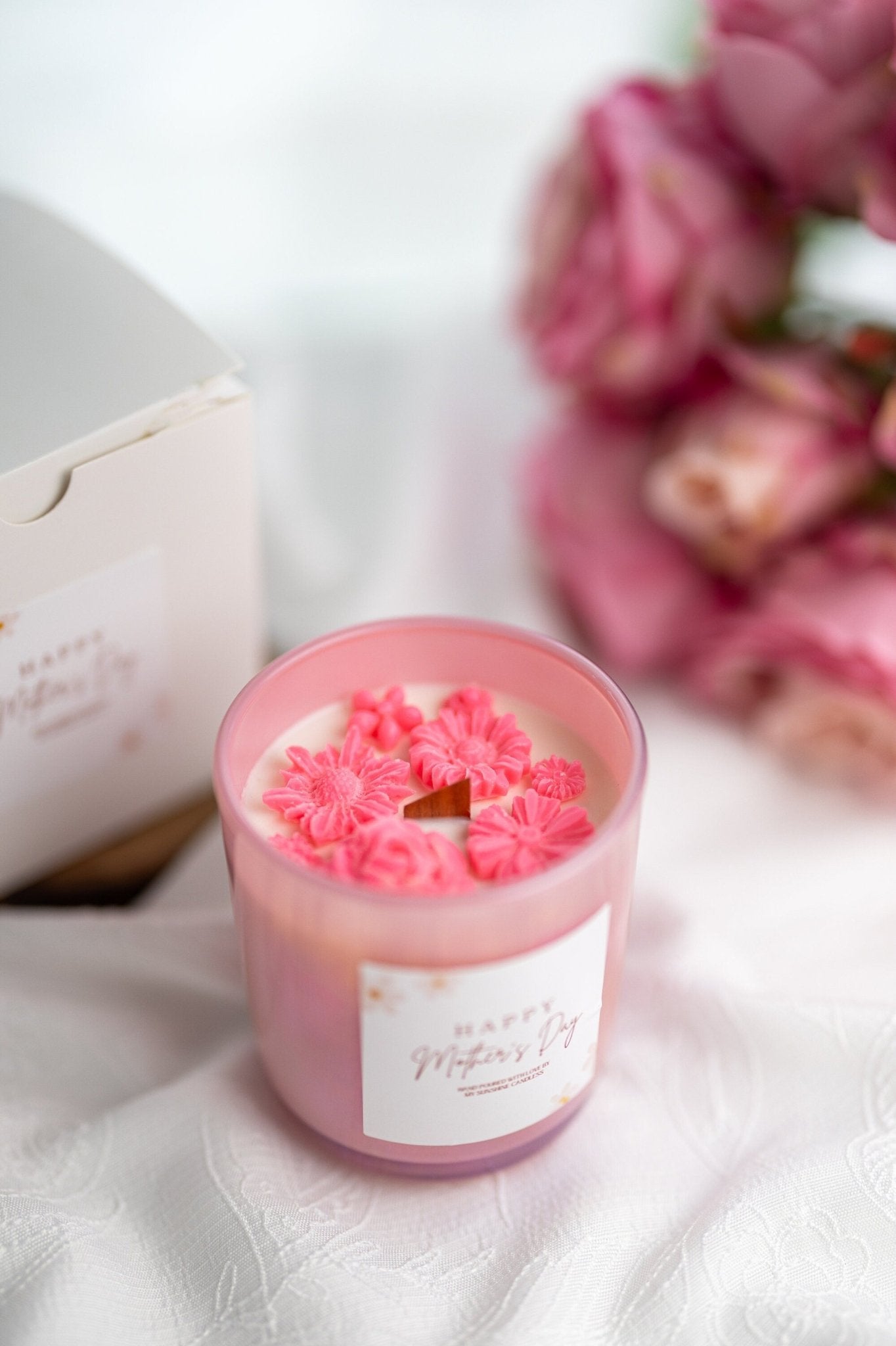 Personalized Flower Mother's Day Candle /Gift for Mum/Mother's Day Gift/10oz Iridescent Glass Jar Pink Candle/Handmade Candle